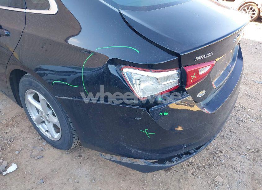 Photo 6 of 2017 Chevrolet Malibu LS (VIN 1G1ZB5ST1HF155468)