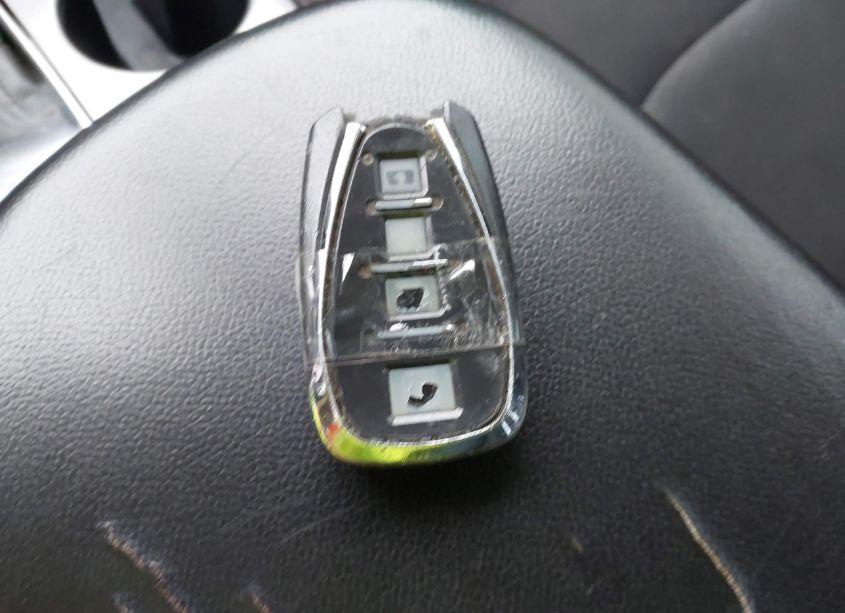 Photo 11 of 2017 Chevrolet Malibu LS (VIN 1G1ZB5ST1HF169709)