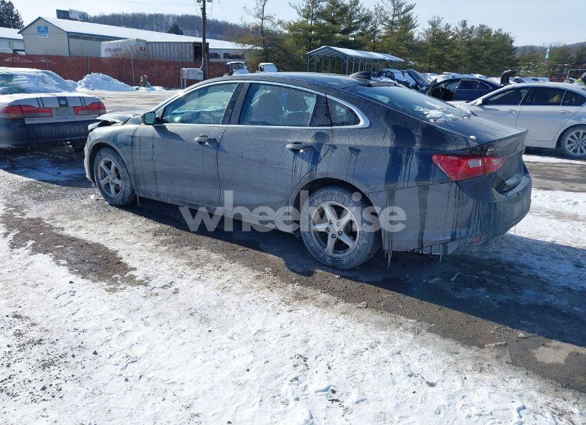 Photo 3 of 2017 Chevrolet Malibu LS (VIN 1G1ZB5ST1HF176157)