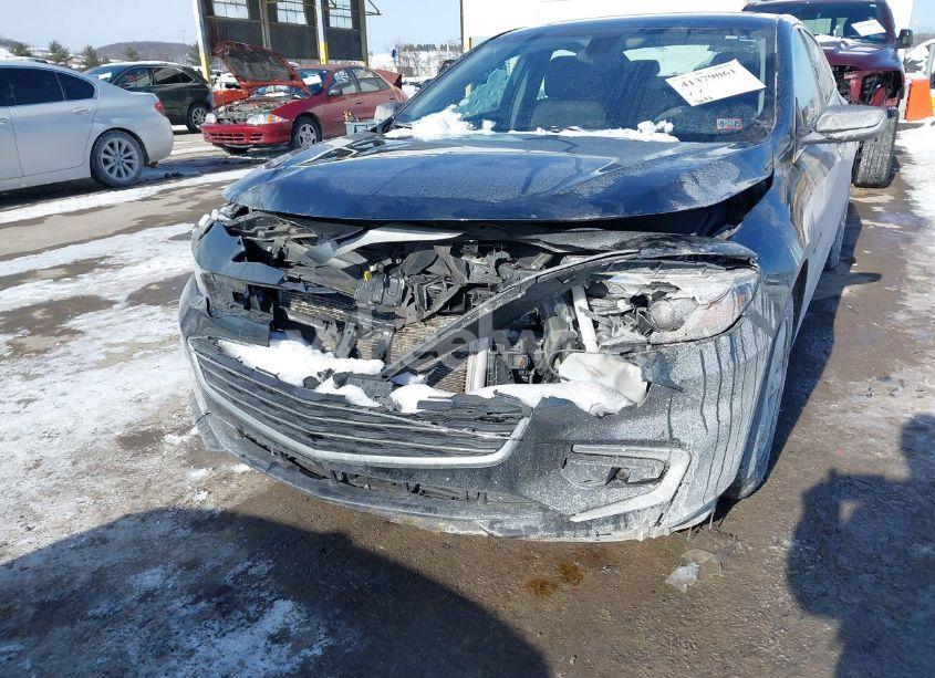 Photo 6 of 2017 Chevrolet Malibu LS (VIN 1G1ZB5ST1HF176157)