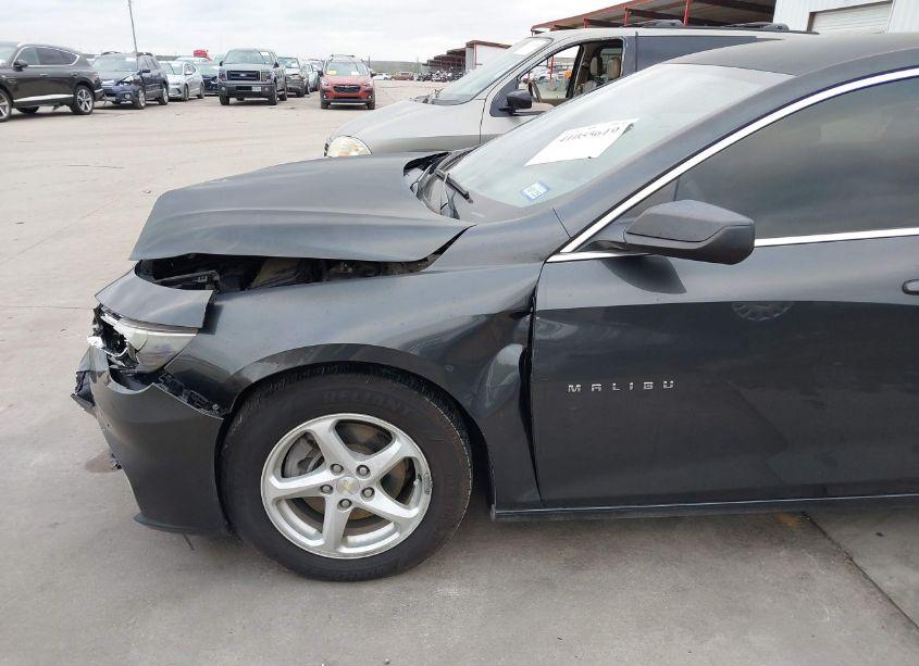 Photo 18 of 2017 Chevrolet Malibu LS (VIN 1G1ZB5ST1HF183027)