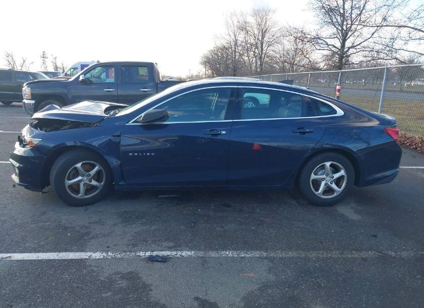 Photo 14 of 2017 Chevrolet Malibu LS (VIN 1G1ZB5ST1HF223543)