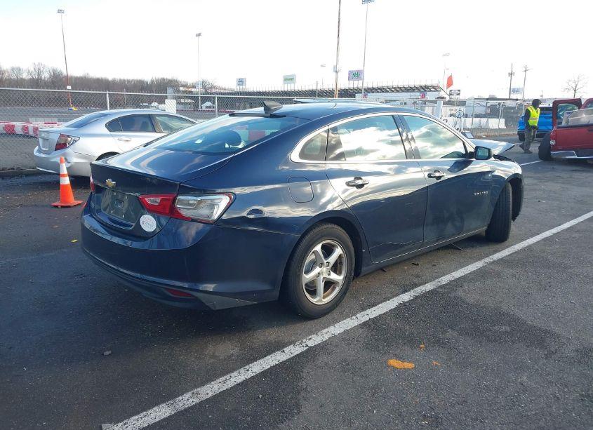 Photo 4 of 2017 Chevrolet Malibu LS (VIN 1G1ZB5ST1HF223543)