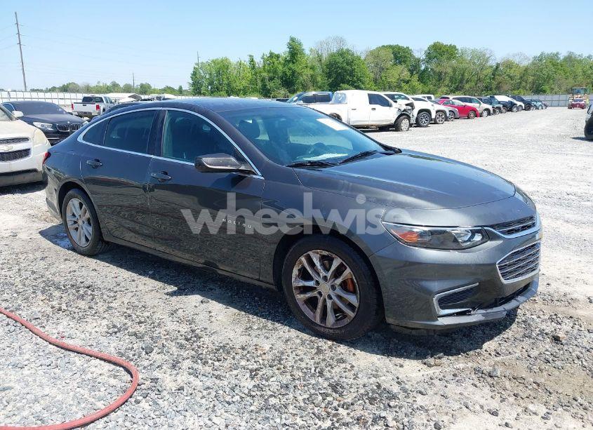 2017 Chevrolet Malibu LS (VIN 1G1ZB5ST1HF284889) main photo