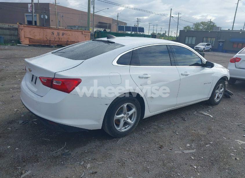 Photo 4 of 2017 Chevrolet Malibu LS (VIN 1G1ZB5ST1HF286206)