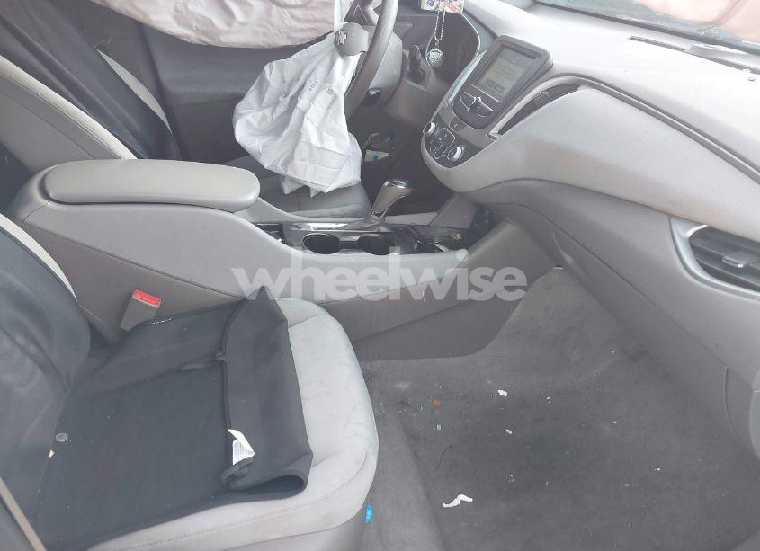 Photo 5 of 2017 Chevrolet Malibu LS (VIN 1G1ZB5ST1HF286206)