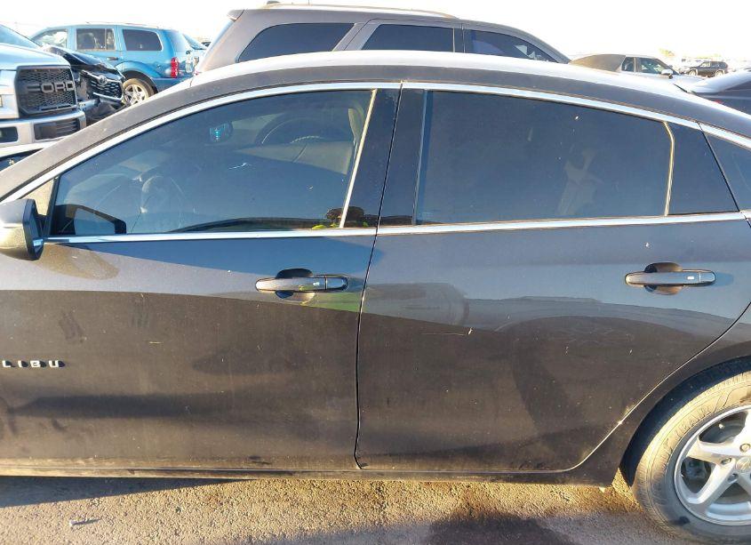 Photo 14 of 2017 Chevrolet Malibu LS (VIN 1G1ZB5ST1HF290398)