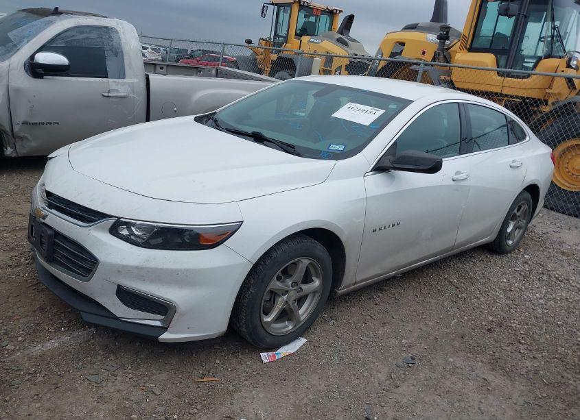 Photo 2 of 2018 Chevrolet Malibu 1LS (VIN 1G1ZB5ST1JF147022)
