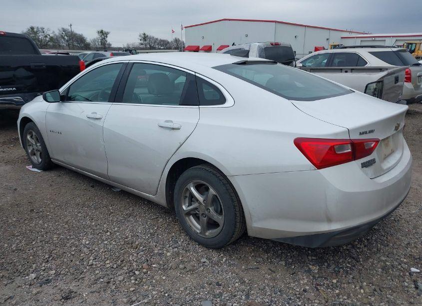 Photo 3 of 2018 Chevrolet Malibu 1LS (VIN 1G1ZB5ST1JF147022)