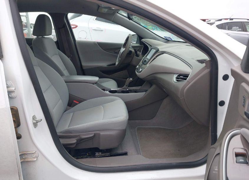 Photo 5 of 2018 Chevrolet Malibu 1LS (VIN 1G1ZB5ST1JF147022)