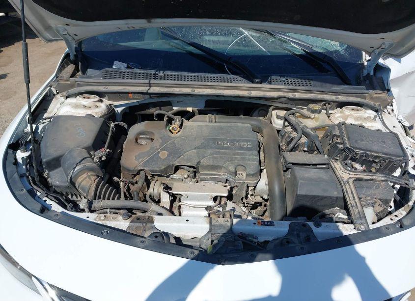 Photo 10 of 2018 Chevrolet Malibu 1LS (VIN 1G1ZB5ST1JF180909)