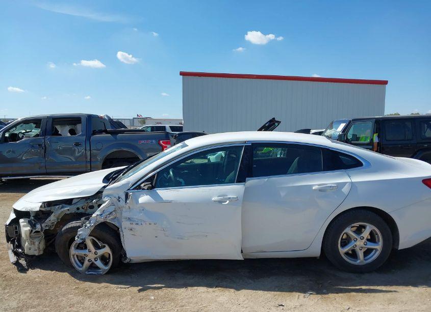 Photo 13 of 2018 Chevrolet Malibu 1LS (VIN 1G1ZB5ST1JF180909)
