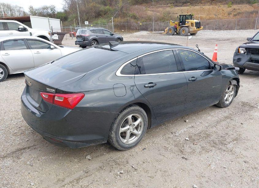 Photo 4 of 2018 Chevrolet Malibu 1LS (VIN 1G1ZB5ST1JF204254)