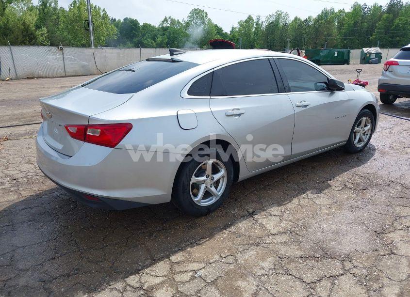 Photo 4 of 2018 Chevrolet Malibu 1LS (VIN 1G1ZB5ST1JF219045)