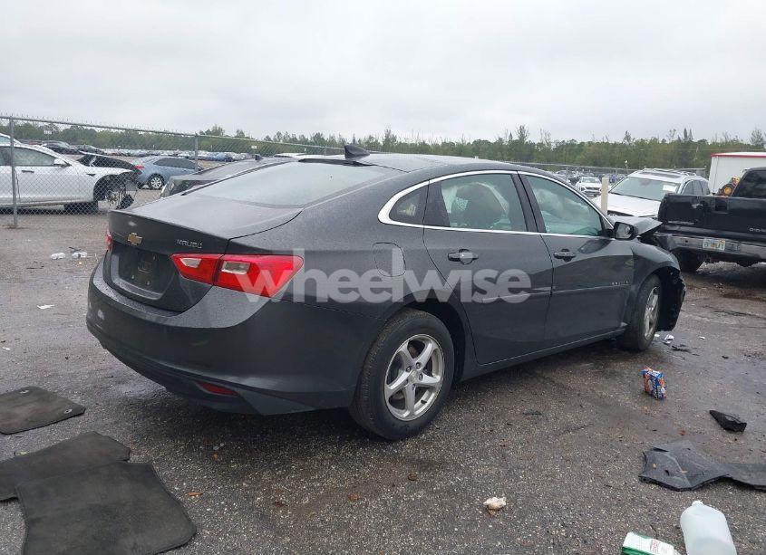 Photo 4 of 2018 Chevrolet Malibu 1LS (VIN 1G1ZB5ST1JF227159)