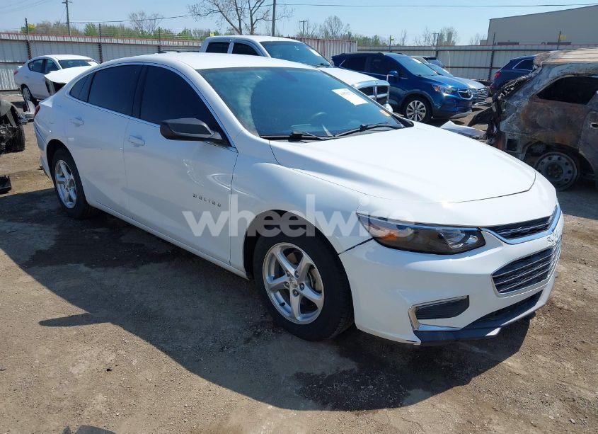 2018 Chevrolet Malibu 1LS (VIN 1G1ZB5ST1JF234242) main photo