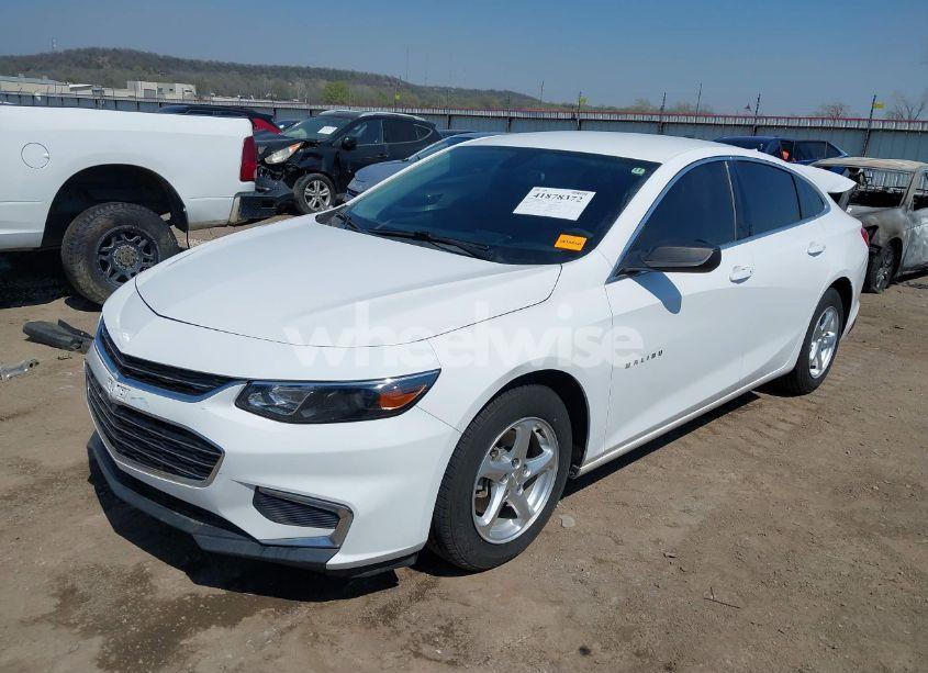 Photo 2 of 2018 Chevrolet Malibu 1LS (VIN 1G1ZB5ST1JF234242)