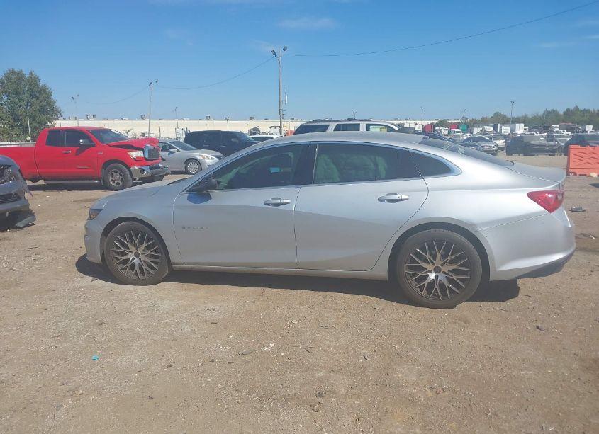Photo 14 of 2018 Chevrolet Malibu 1LS (VIN 1G1ZB5ST1JF242079)