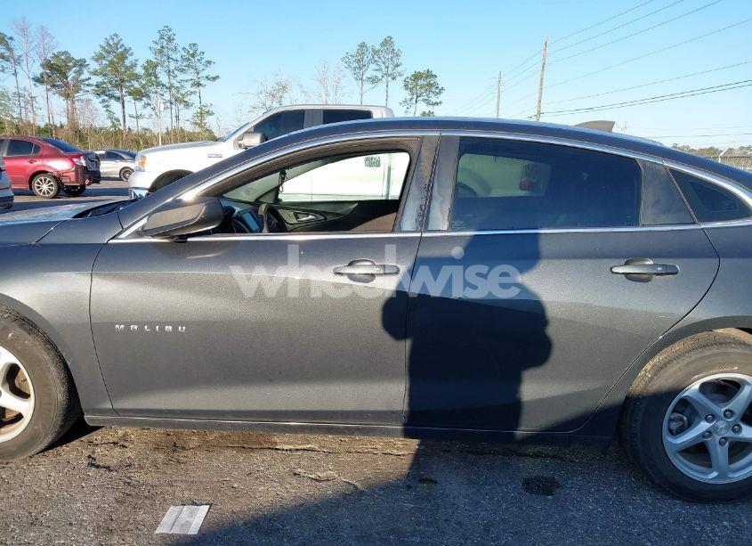 Photo 15 of 2018 Chevrolet Malibu 1LS (VIN 1G1ZB5ST1JF251154)