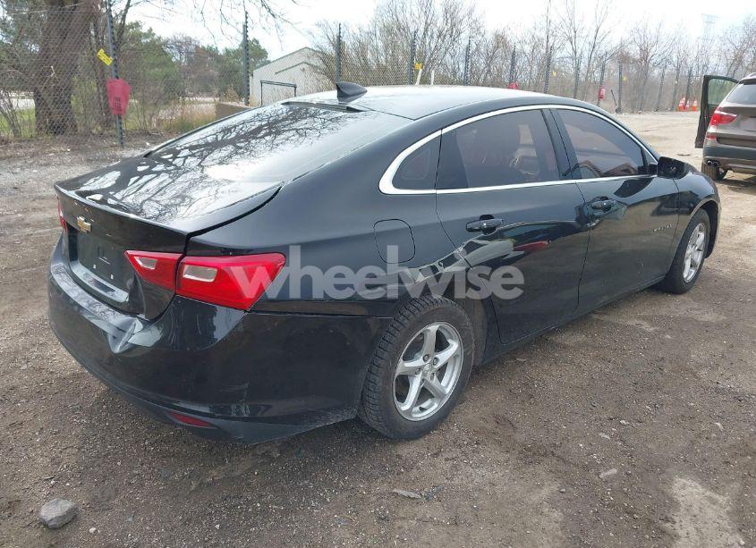 Photo 4 of 2018 Chevrolet Malibu 1LS (VIN 1G1ZB5ST1JF258363)