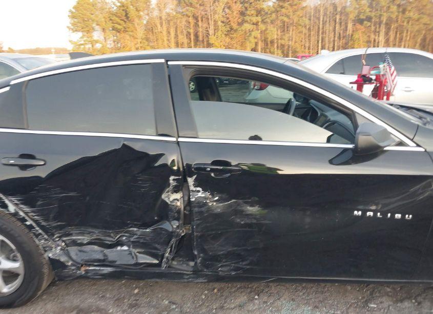 Photo 14 of 2018 Chevrolet Malibu 1LS (VIN 1G1ZB5ST1JF281724)