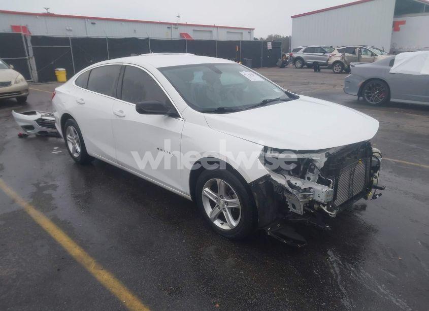 2018 Chevrolet Malibu 1LS (VIN 1G1ZB5ST1JF293131) main photo