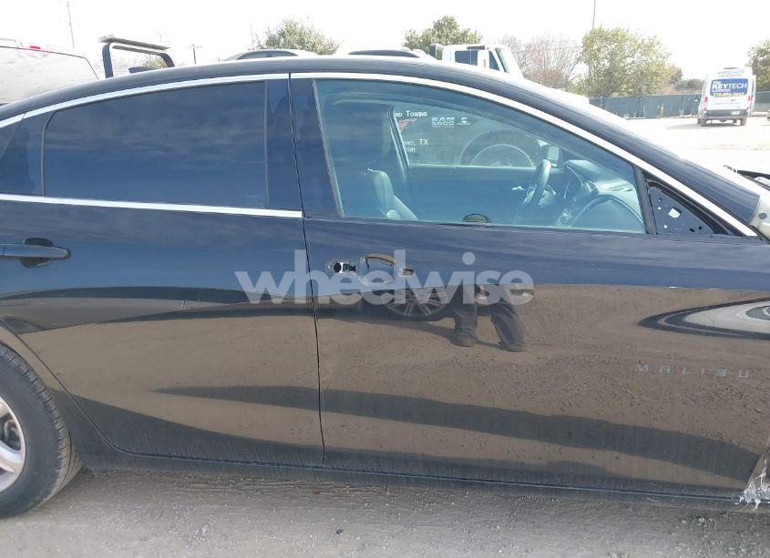 Photo 14 of 2019 Chevrolet Malibu 1LS (VIN 1G1ZB5ST1KF219936)