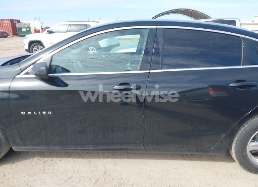 Photo 15 of 2019 Chevrolet Malibu 1LS (VIN 1G1ZB5ST1KF219936)