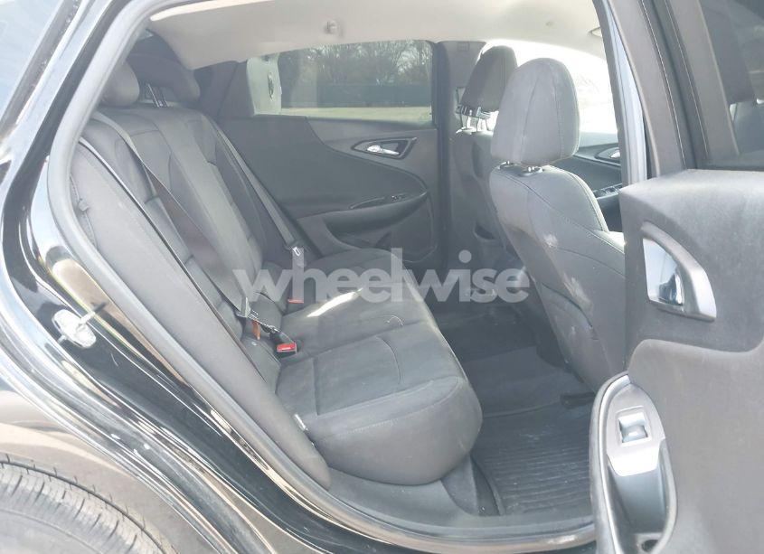 Photo 8 of 2019 Chevrolet Malibu 1LS (VIN 1G1ZB5ST1KF219936)