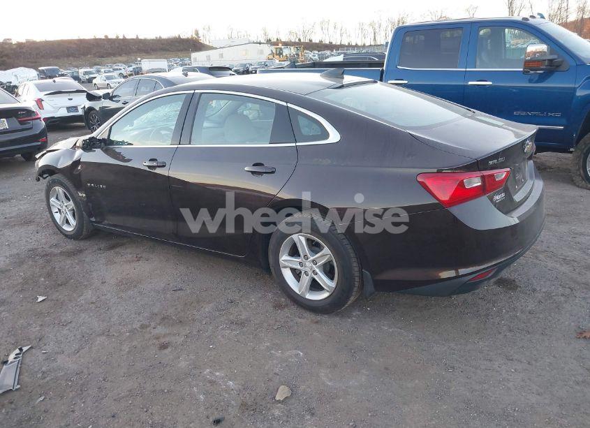 Photo 3 of 2020 Chevrolet Malibu FWD LS (VIN 1G1ZB5ST1LF086015)