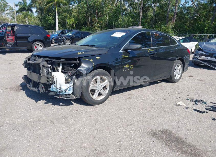 Photo 2 of 2020 Chevrolet Malibu FWD LS (VIN 1G1ZB5ST1LF149727)