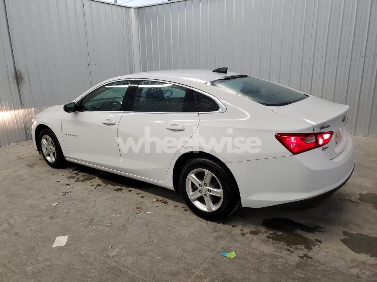 Photo 2 of 2021 CHEVROLET MALIBU LS N/A (VIN 1G1ZB5ST1MF083956)