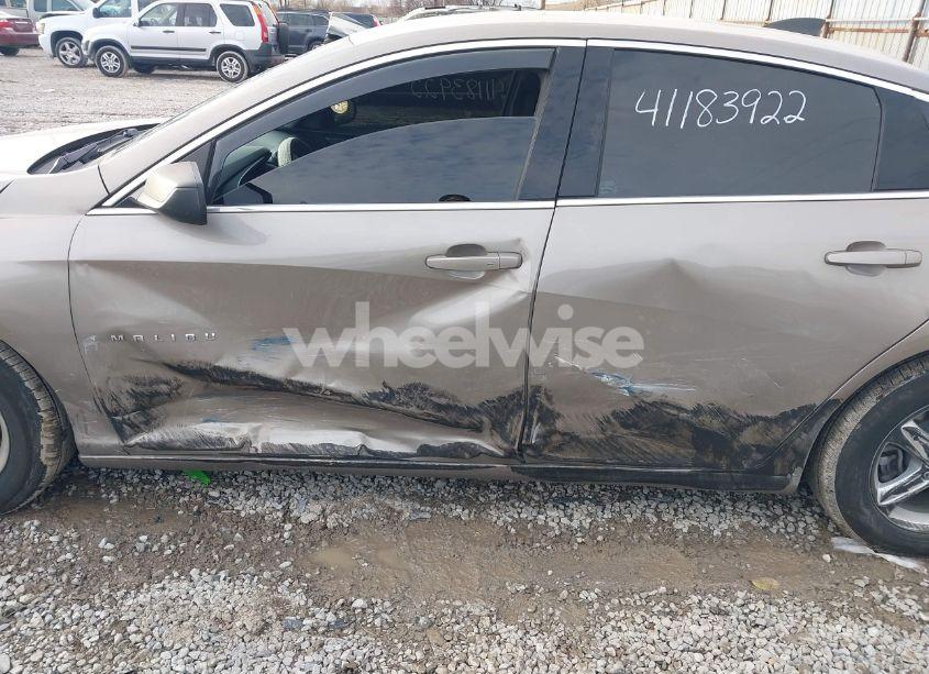 Photo 15 of 2022 Chevrolet Malibu FWD LS (VIN 1G1ZB5ST1NF189647)