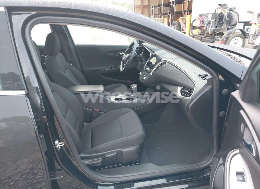 Photo 5 of 2023 Chevrolet Malibu FWD LS (VIN 1G1ZB5ST1PF123554)