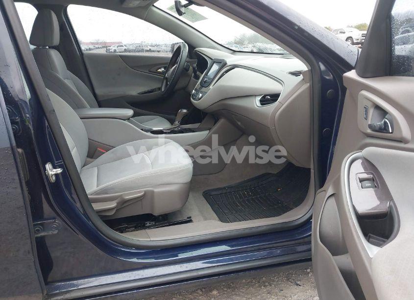 Photo 5 of 2016 Chevrolet Malibu LS (VIN 1G1ZB5ST2GF195153)