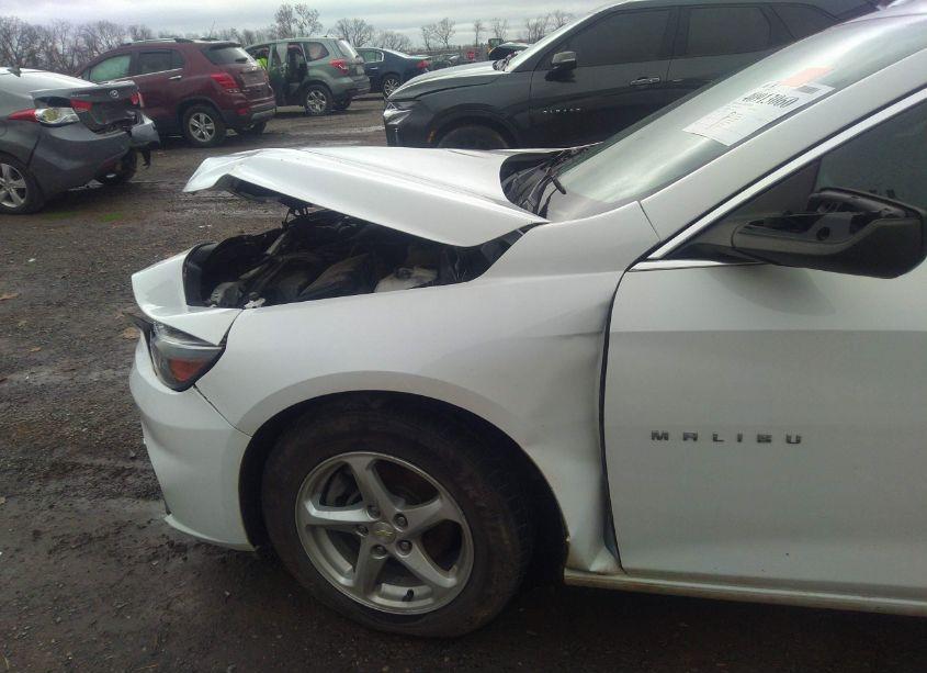 Photo 17 of 2016 Chevrolet Malibu LS (VIN 1G1ZB5ST2GF224456)