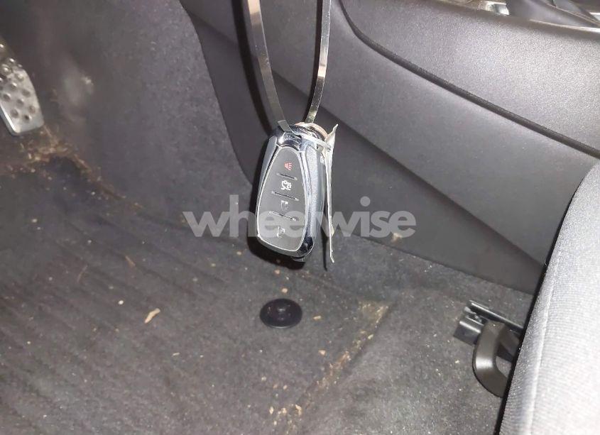 Photo 11 of 2016 Chevrolet Malibu LS (VIN 1G1ZB5ST2GF248532)