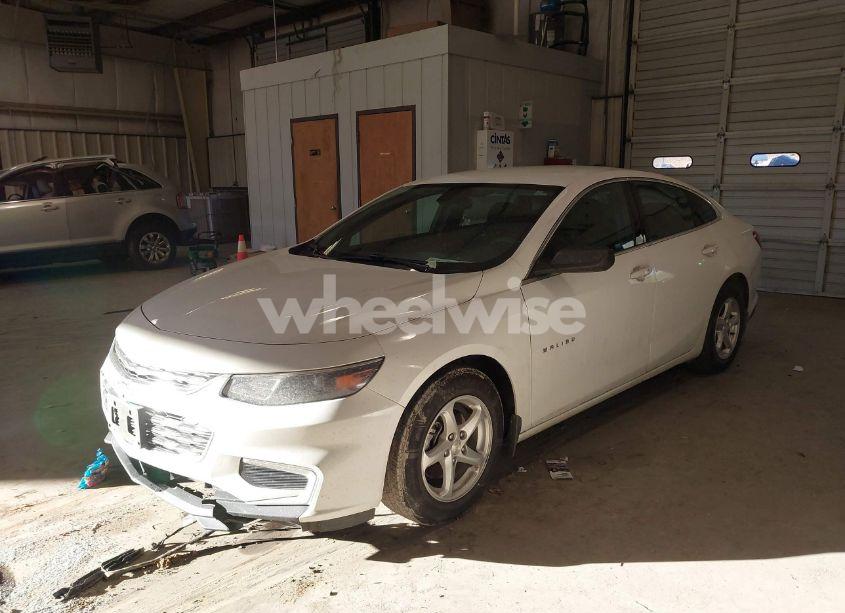 Photo 2 of 2016 Chevrolet Malibu LS (VIN 1G1ZB5ST2GF248532)