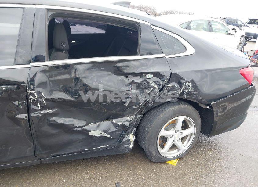 Photo 6 of 2016 Chevrolet Malibu LS (VIN 1G1ZB5ST2GF257859)