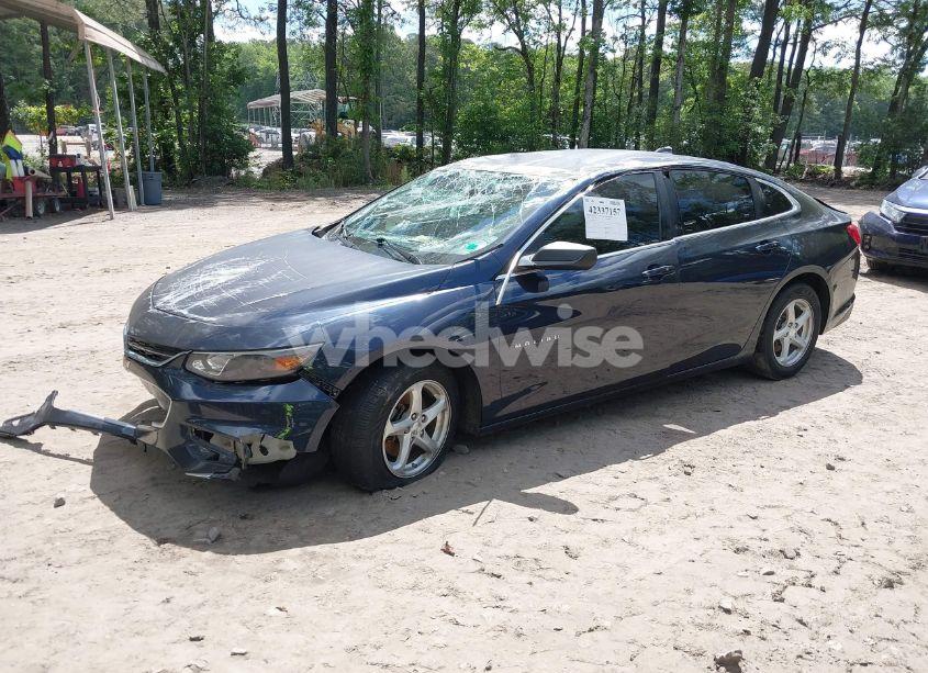 Photo 2 of 2016 Chevrolet Malibu LS (VIN 1G1ZB5ST2GF321771)