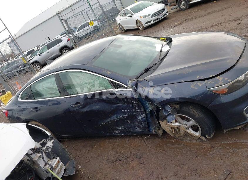 Photo 13 of 2016 Chevrolet Malibu LS (VIN 1G1ZB5ST2GF327344)