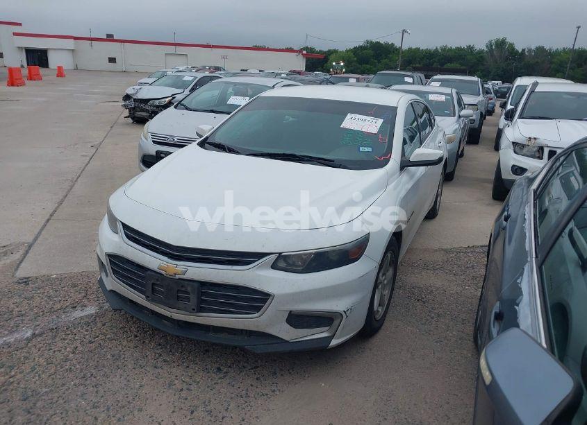 Photo 2 of 2016 Chevrolet Malibu LS (VIN 1G1ZB5ST2GF342667)