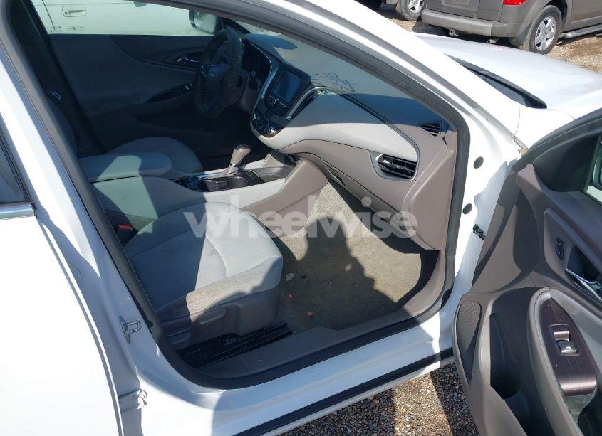 Photo 5 of 2016 Chevrolet Malibu LS (VIN 1G1ZB5ST2GF355287)