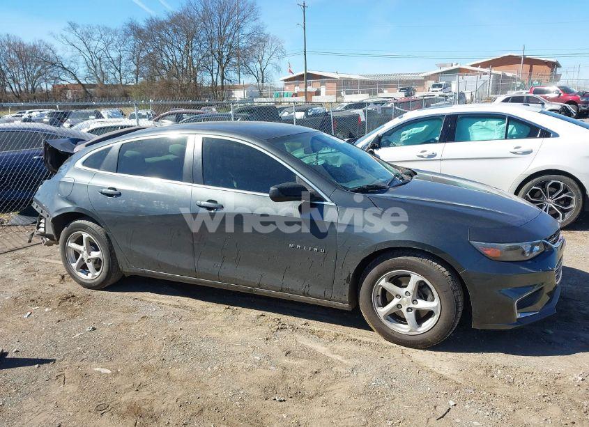 Photo 13 of 2017 Chevrolet Malibu LS (VIN 1G1ZB5ST2HF115819)