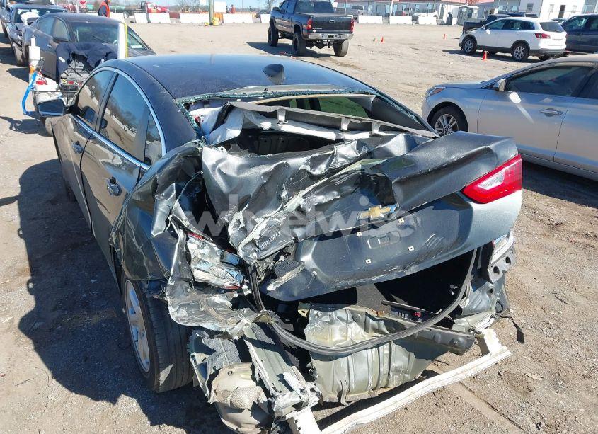 Photo 6 of 2017 Chevrolet Malibu LS (VIN 1G1ZB5ST2HF115819)