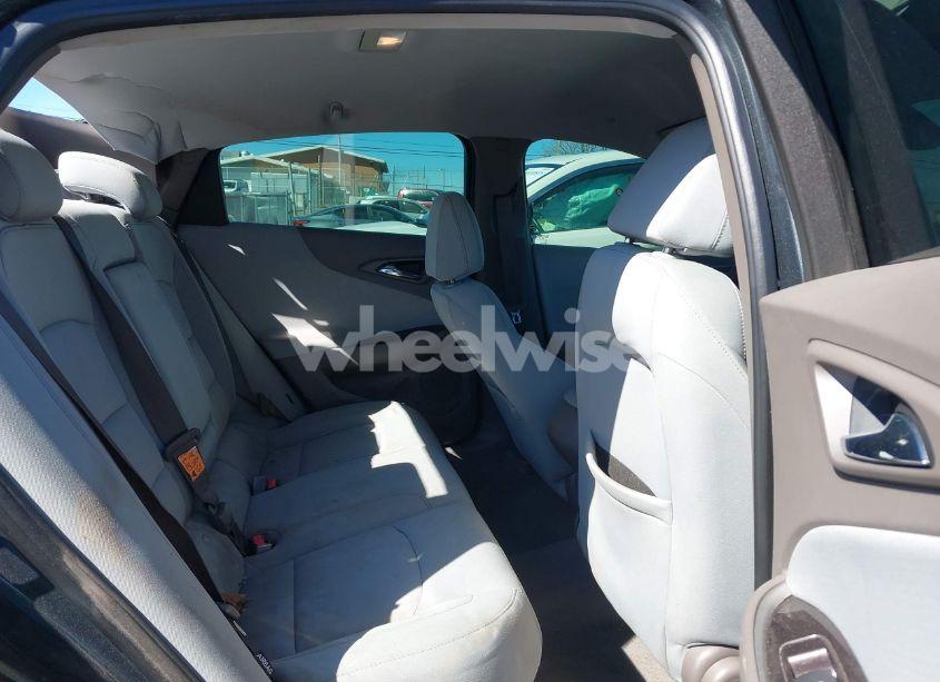 Photo 8 of 2017 Chevrolet Malibu LS (VIN 1G1ZB5ST2HF115819)