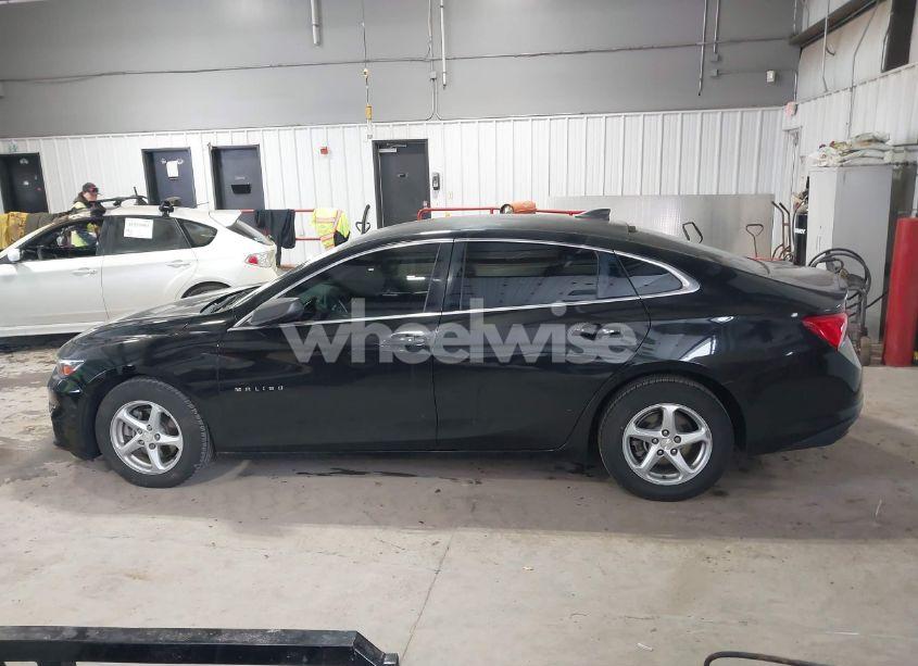 Photo 15 of 2017 Chevrolet Malibu LS (VIN 1G1ZB5ST2HF127257)