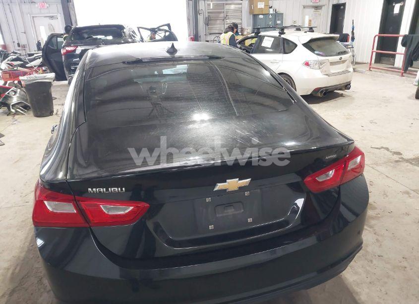 Photo 17 of 2017 Chevrolet Malibu LS (VIN 1G1ZB5ST2HF127257)