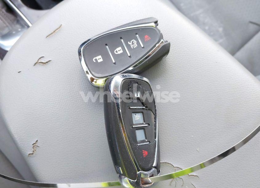 Photo 11 of 2017 Chevrolet Malibu LS (VIN 1G1ZB5ST2HF136010)