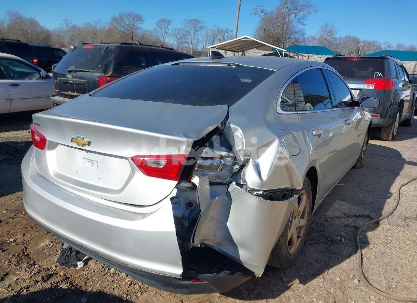 Photo 4 of 2017 Chevrolet Malibu LS (VIN 1G1ZB5ST2HF177852)